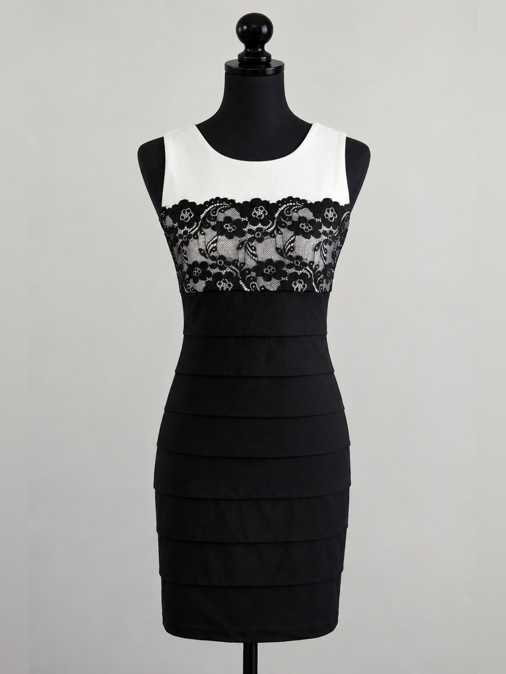 ENFOCUS STUDIO Dress Black Ivory Lace Bodycon Cocktail Dress Size 8